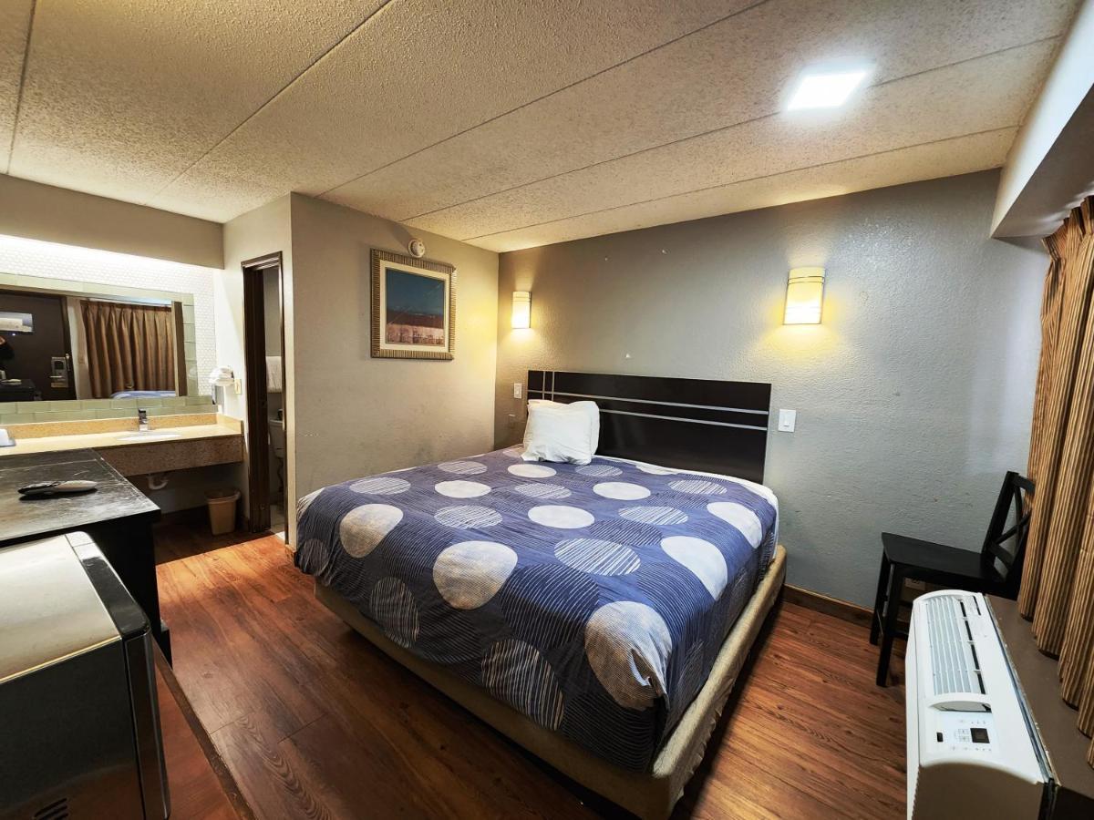 Americas Best Value Inn And Suites Little Rock Exteriör bild