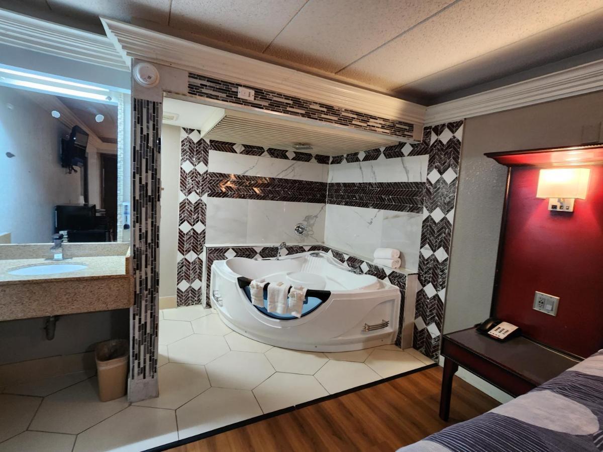 Americas Best Value Inn And Suites Little Rock Exteriör bild