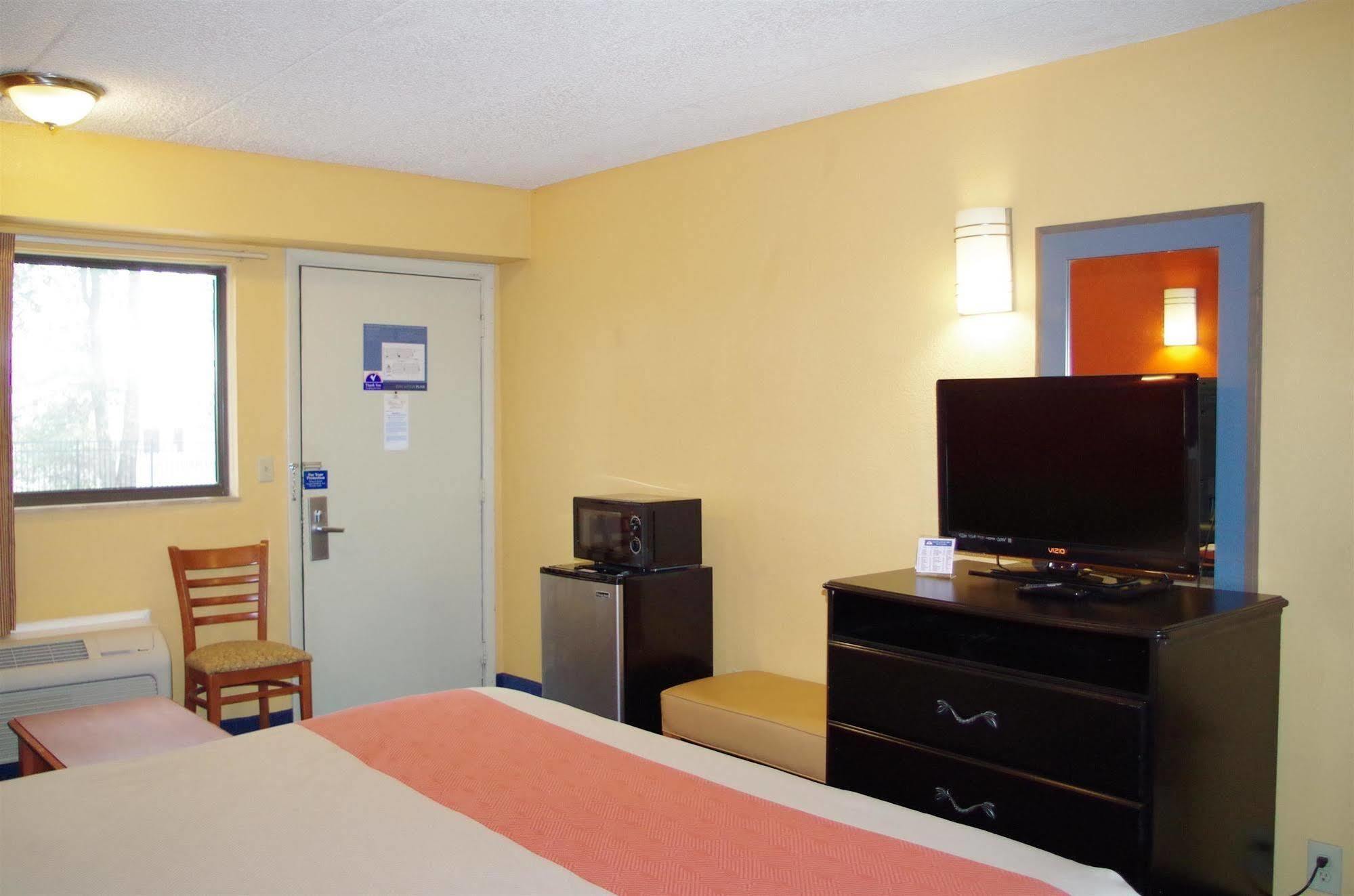 Americas Best Value Inn And Suites Little Rock Exteriör bild